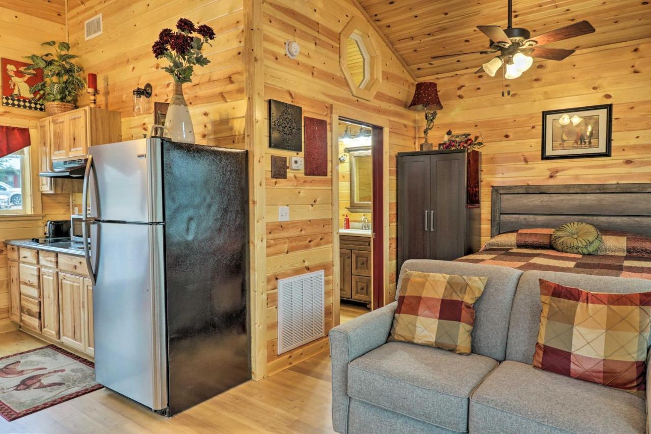 Cozy Heber Springs Cabin With Deck And Dock! エクステリア 写真
