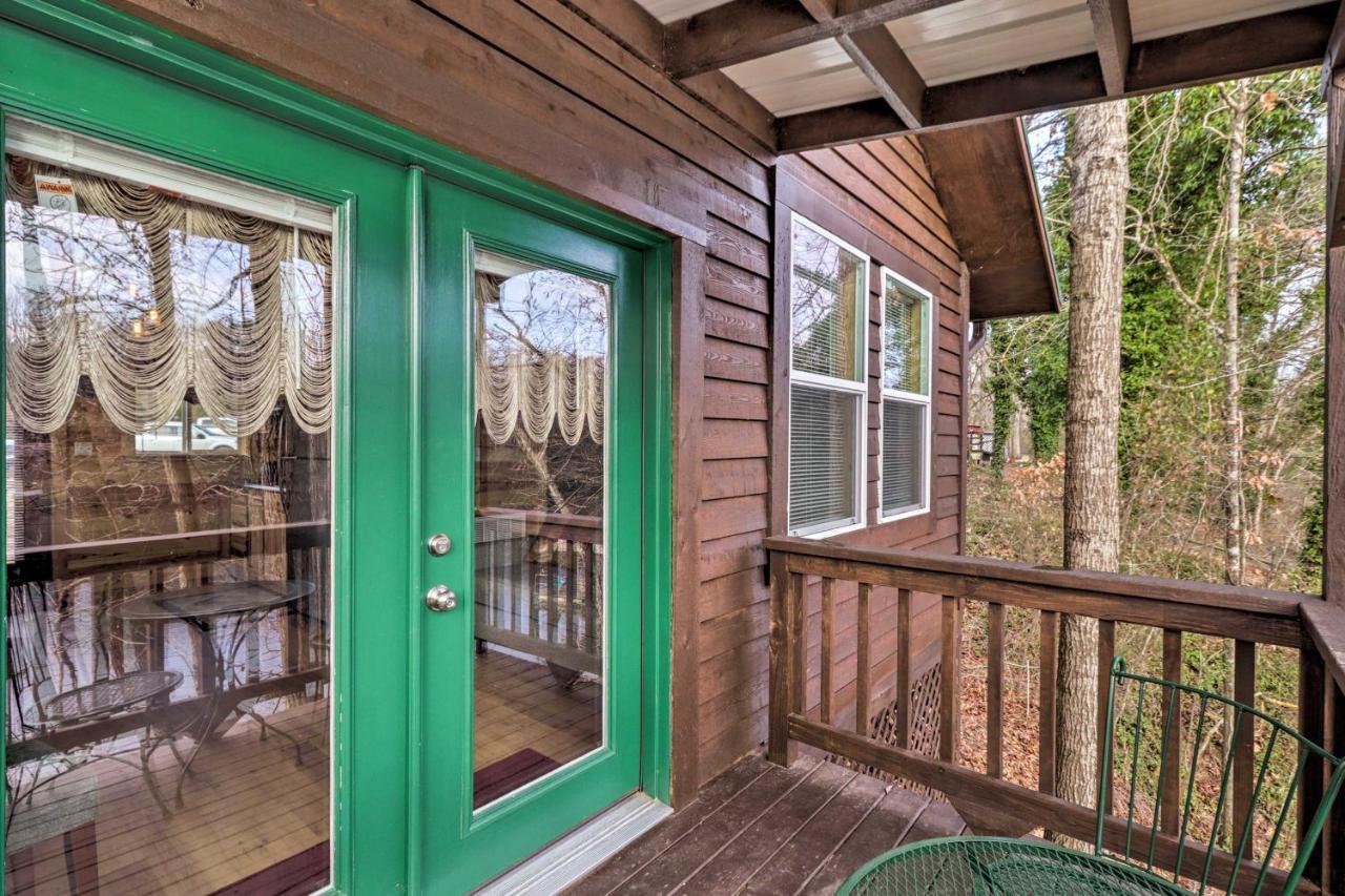 Cozy Heber Springs Cabin With Deck And Dock! エクステリア 写真